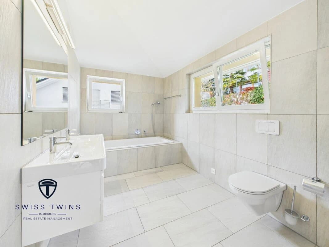 Grosszügiges und modernes Wohnerlebnis mit traumhafter Aussicht am Sonnenberg