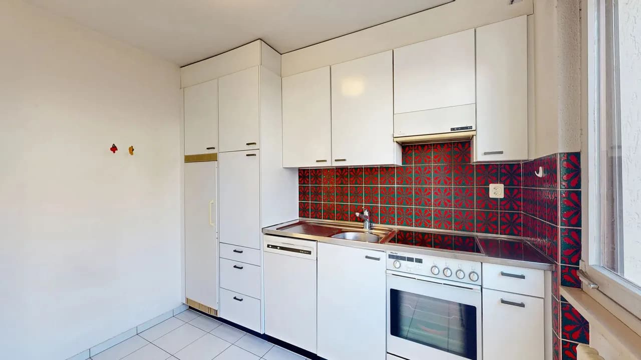 4.5-Zimmer-Doppeleinfamilienhaus mit Hobbyraum und Einstellhallenplatz