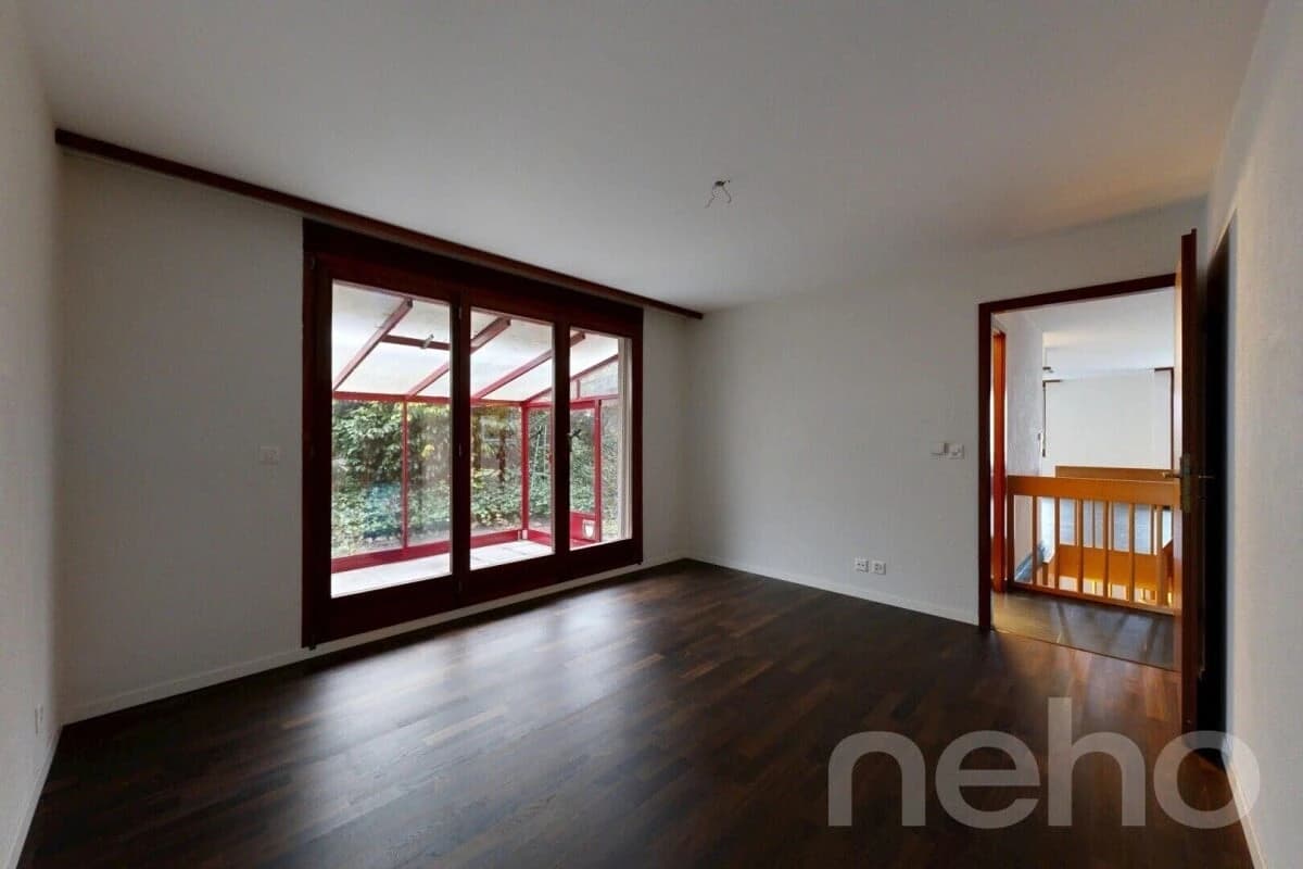 Duplex-Gartenwohnung direkt am See mit eigenem Bootsplatz