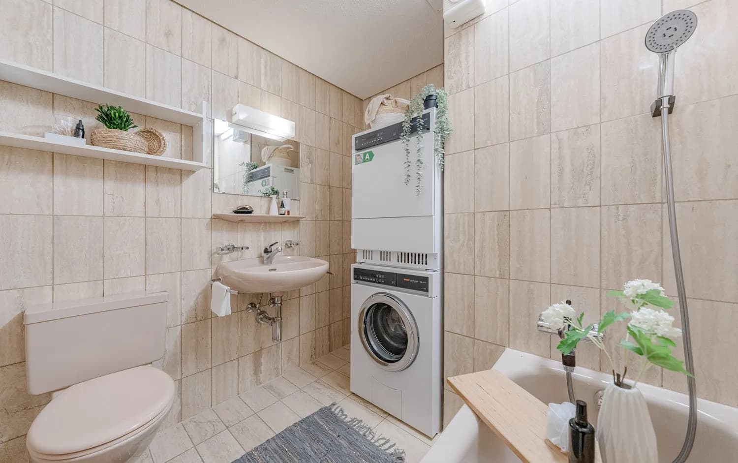 ATTRAKTIVE MAISONETTEWOHNUNG MIT SPEKTAKELSICHT