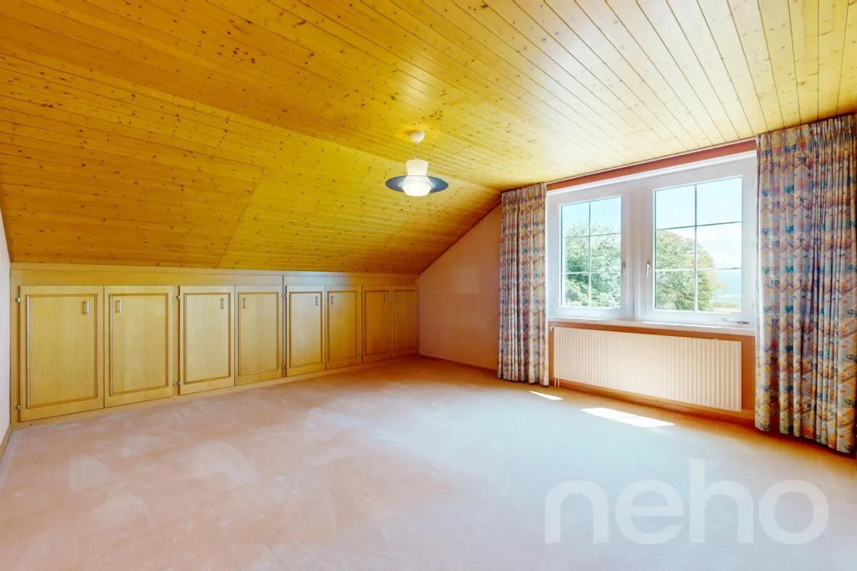 Charme et espace : maison avec vue dégagée sur Lac et montagnes