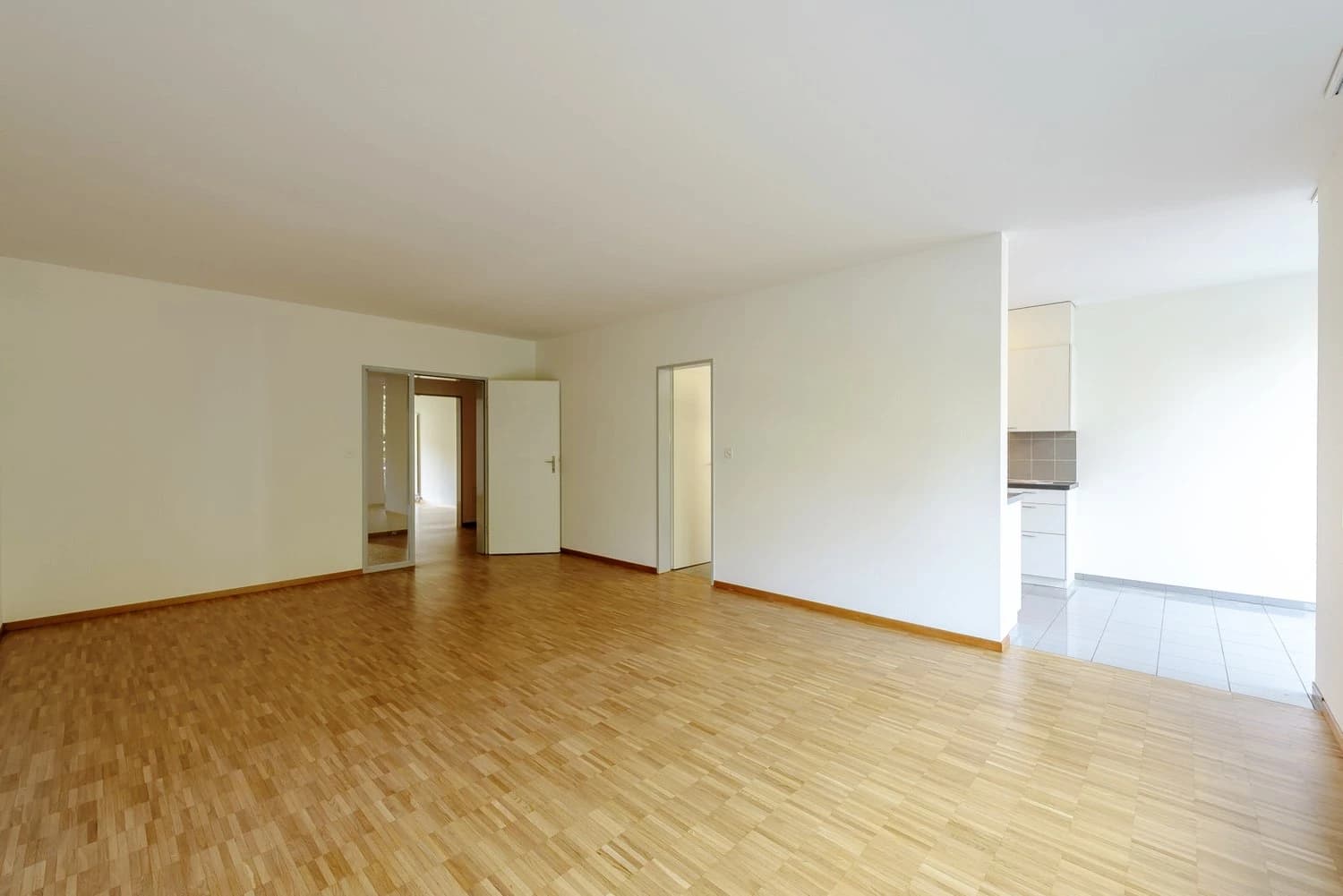 Helle Wohnung in der Nähe von Allschwil