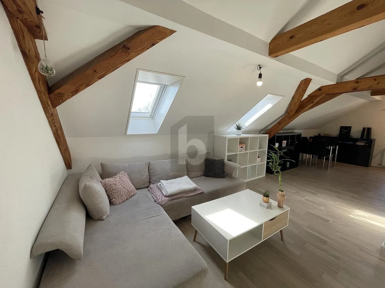 GÜNSTIGE GELEGENHEIT MIT GARTENBENUTZUNG