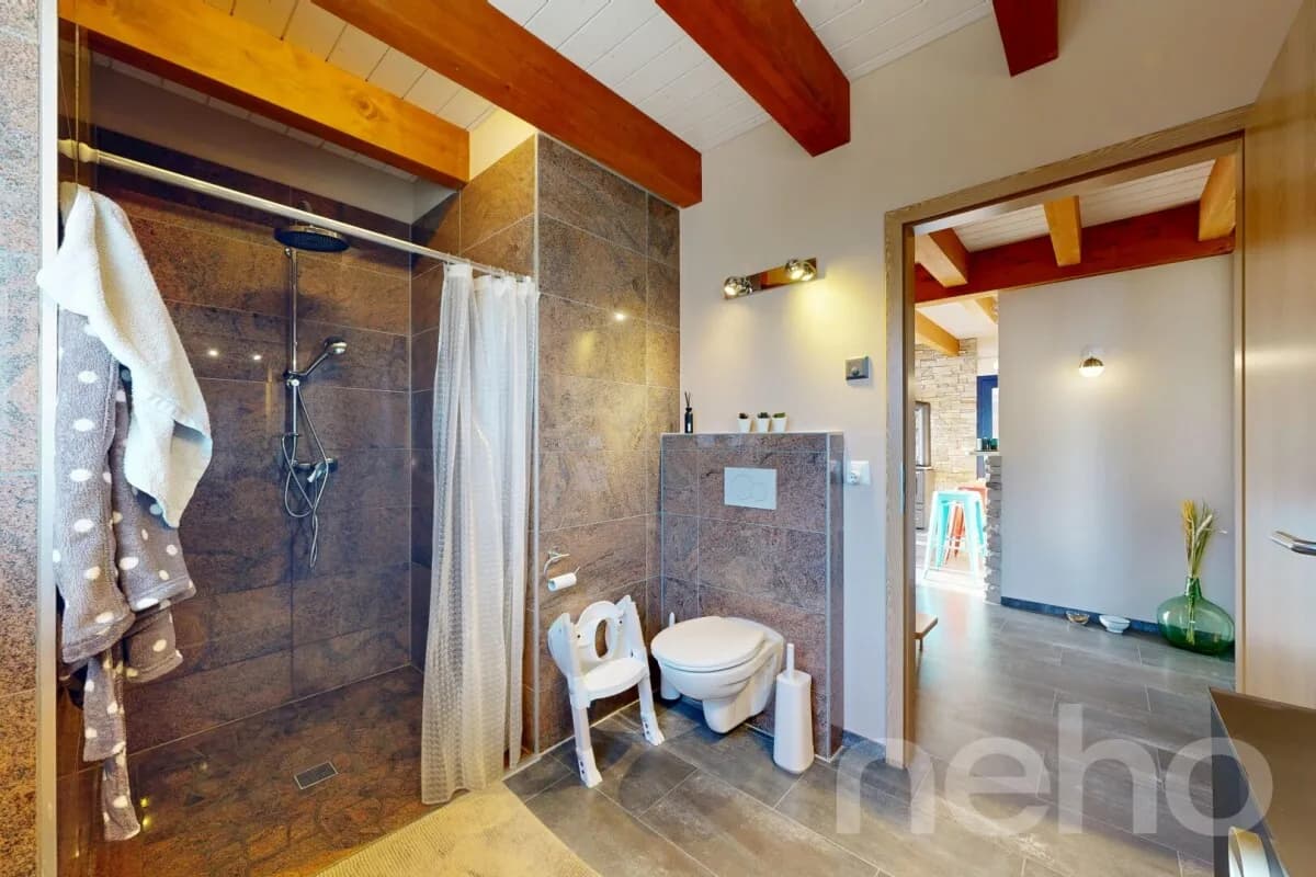 Villa individuelle unique, vue panoramique des Alpes, sauna et jacuzzi