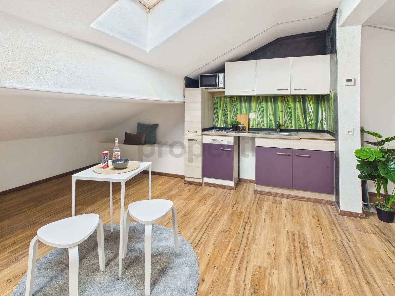 Charmante 4.5-Zimmer-Wohnung in historischem Gebäude in Steg VS