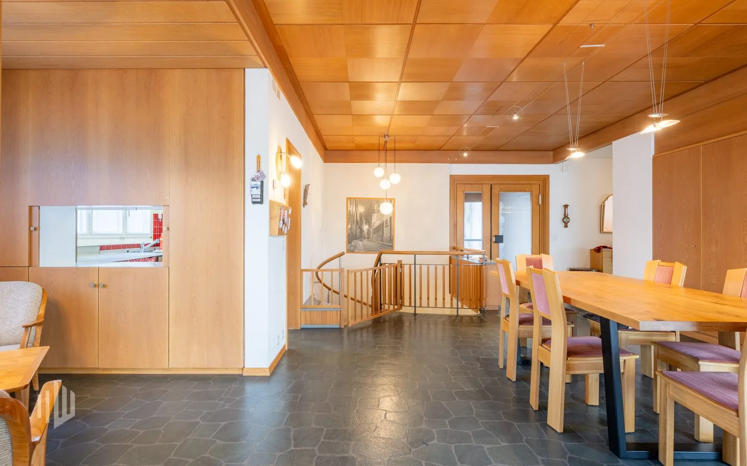 ImmoWyss -  7.5-Zi-Haus auf 2 Etagen mit optionaler Baulandparzelle