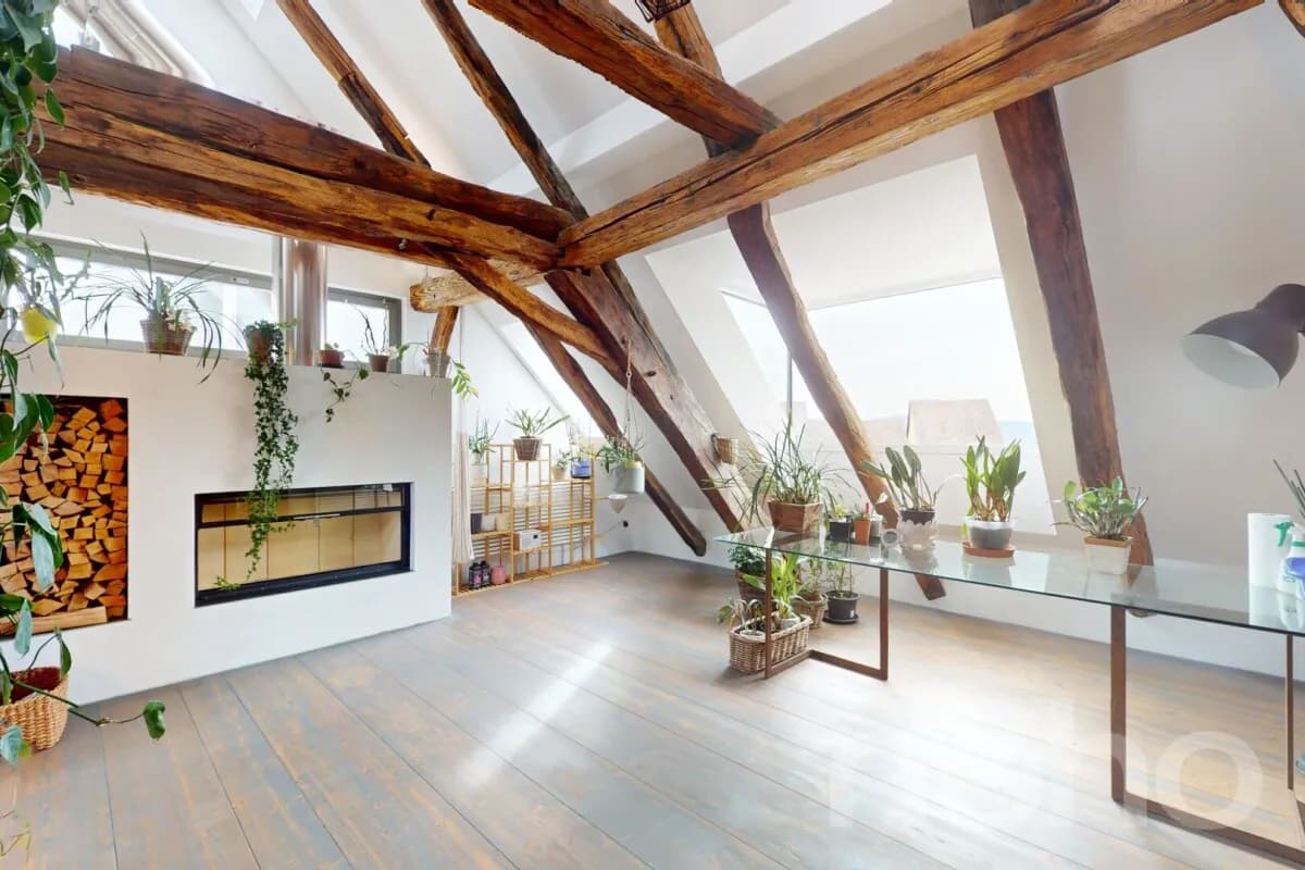 Einzigartiges Bijou mit modernem Wohnkomfort und grosser Terrasse