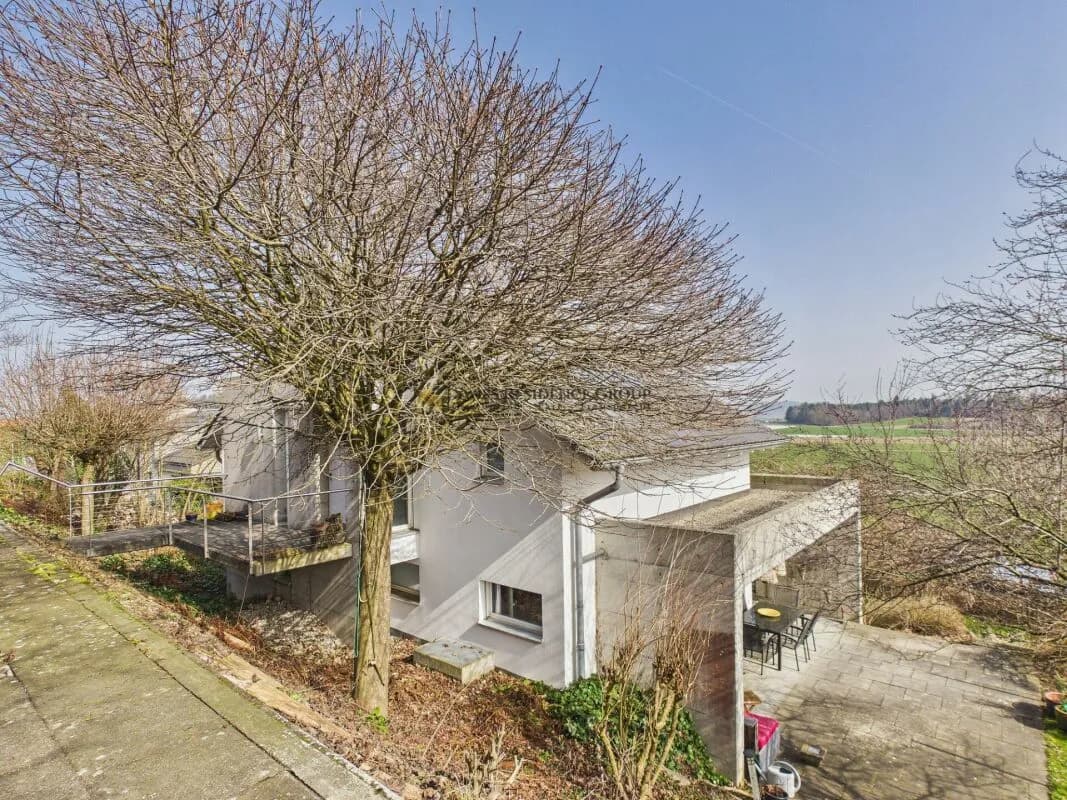 Wohnen mit Weitblick - Modernes Einfamilienhaus an idyllischer Lage
