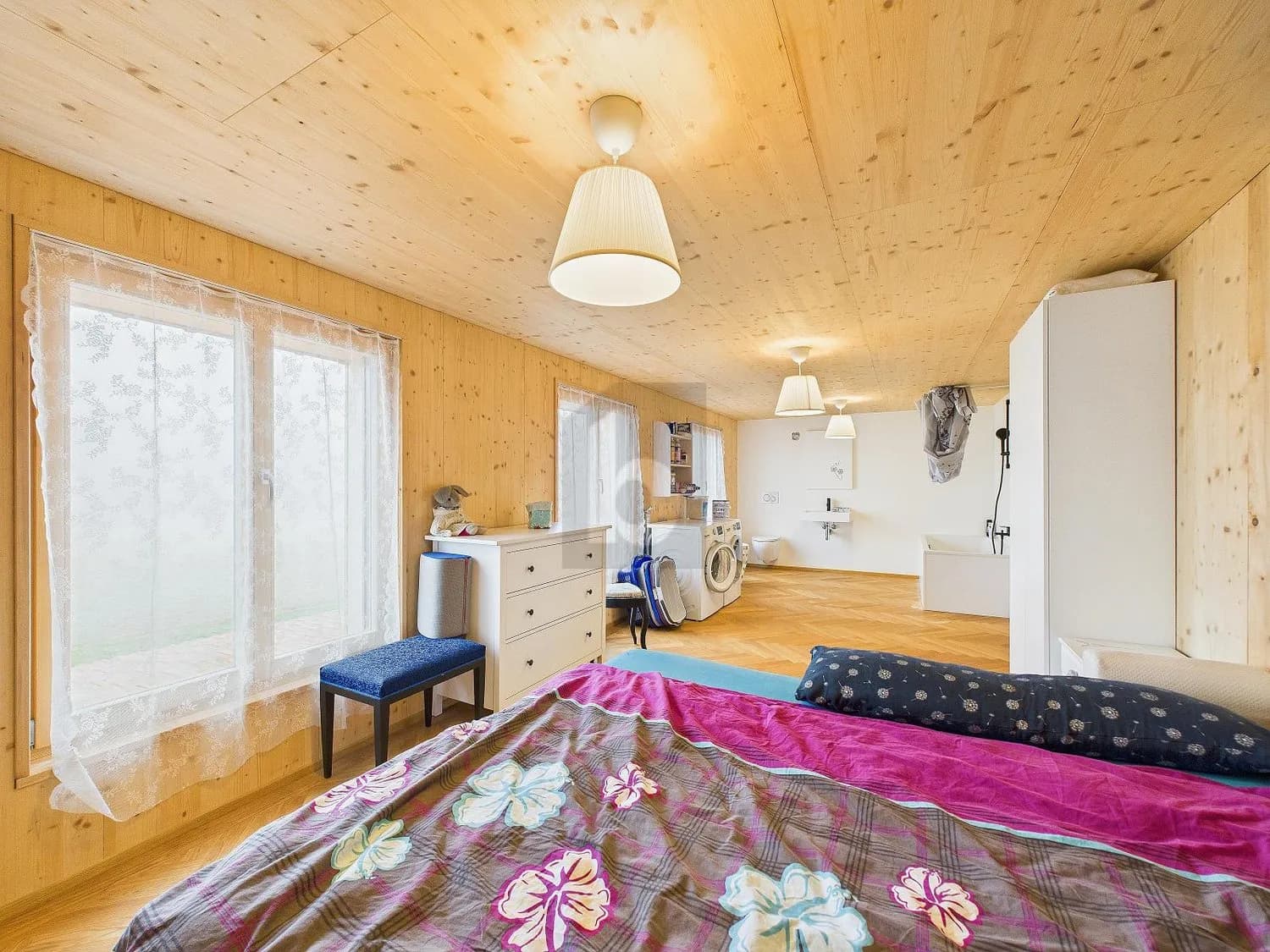 KERNSANIERT - RUHEPOL AN WALDRAND