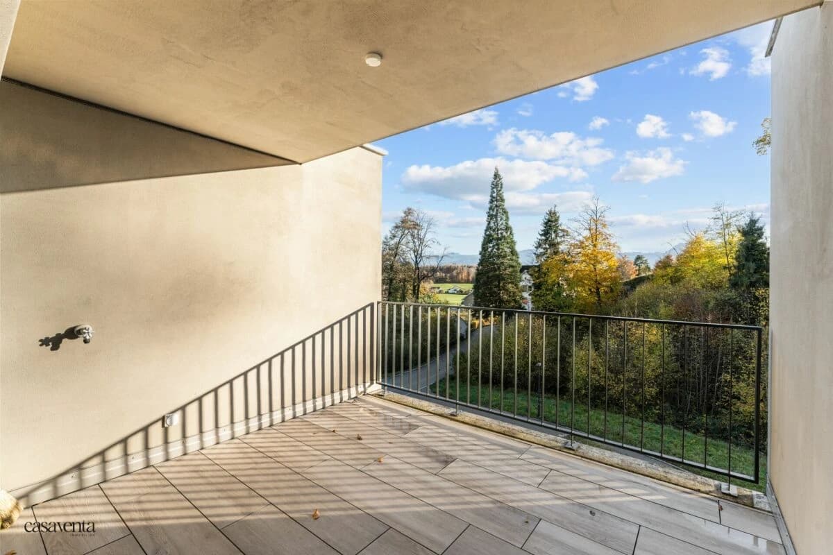 Moderne Dachmaisonette mit Einfamilienhaus-Charakter - bankengeprüft