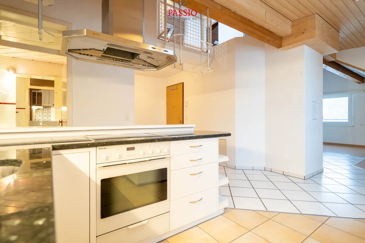 Gepflegte 4.5-Zimmer Duplex-Wohnung mit grosser Terrasse