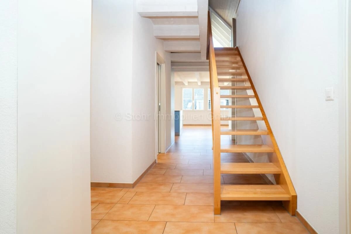 Unter dem Dach - Charmante 3.5-Zimmer-Dachwohnung mit Galerie