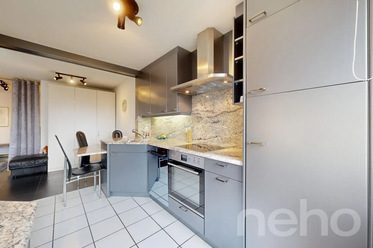 Helle 3.5 Zimmer-Wohnung mit Balkon und Garage in Schönenwerd