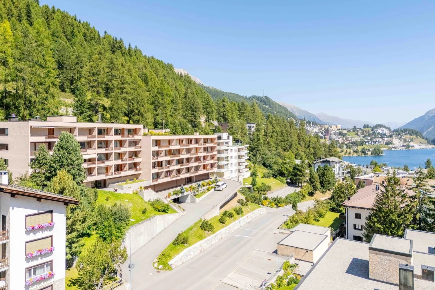 Stilvolles Alpen-Refugium – renoviertes Studio in Toplage St. Moritz