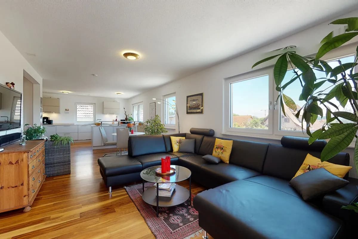 Einfamilien- /Mehrgenerationenhaus mit diversen Nutzungsmöglichkeiten