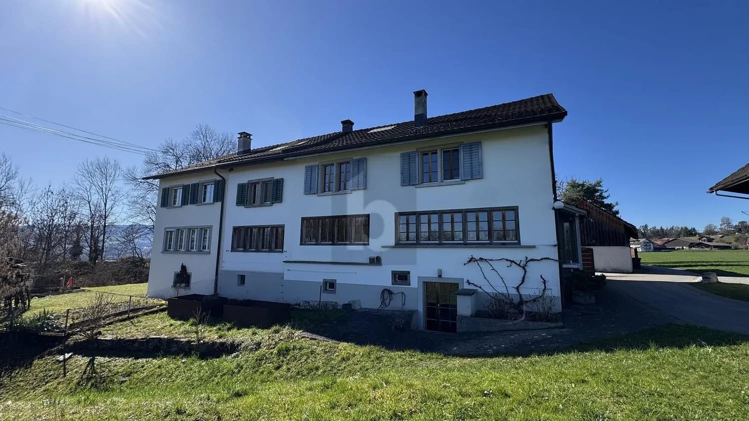 FAMILIENPARADIES IN RUHIGER, SONNIGER LAGE