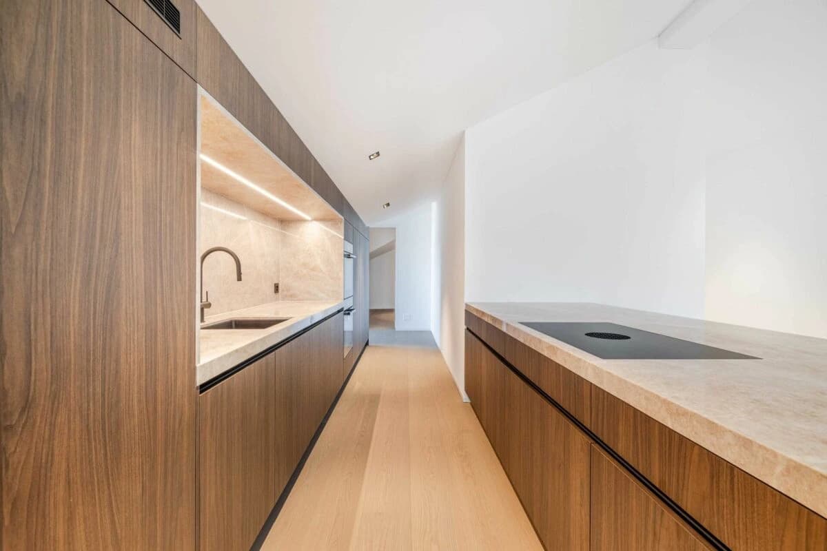 Erstbezug Neubau: Design, Licht & Komfort - Exklusive 5.5 Zimmer-Dachattikawohnung im beliebten Horn