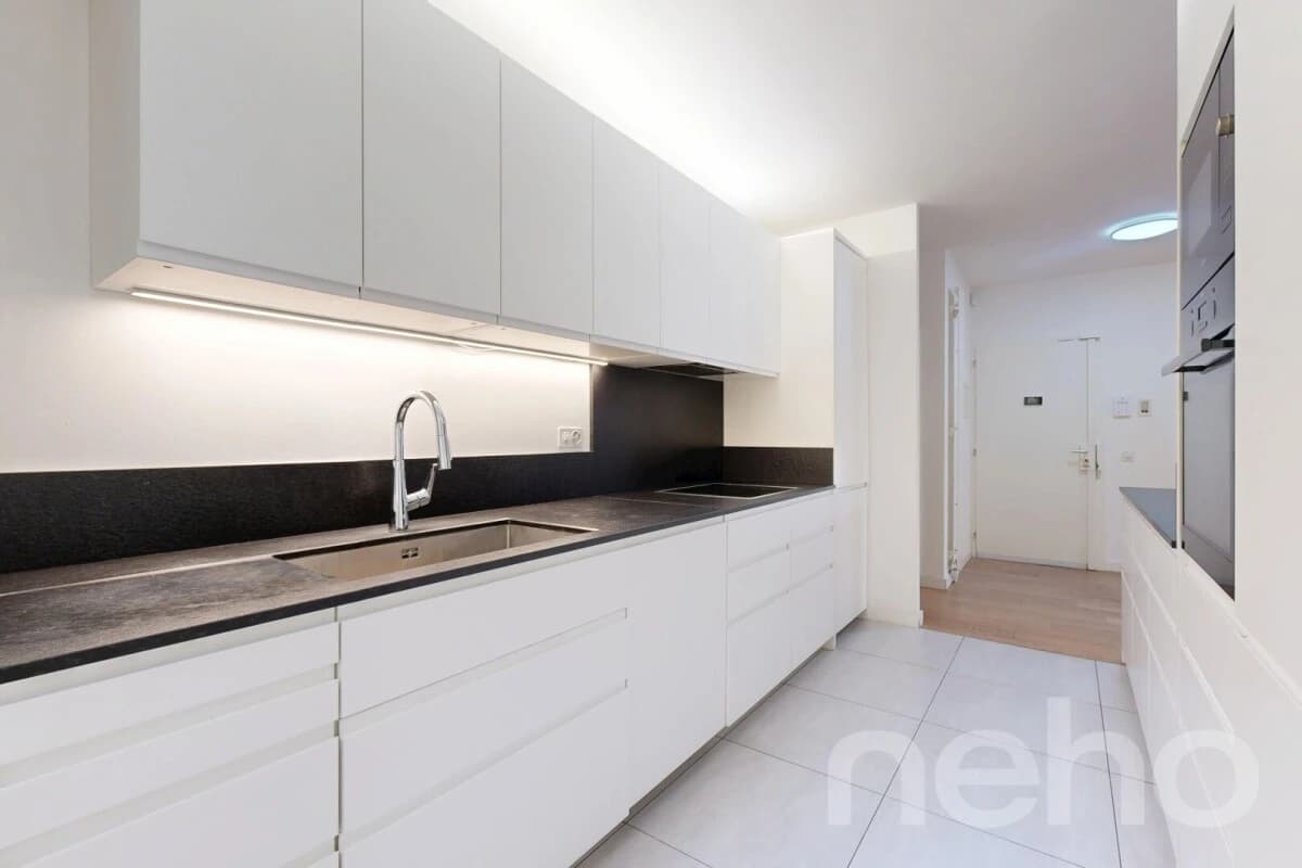 Champel, très beau 4,5 pièces, alliant espace et tranquilité