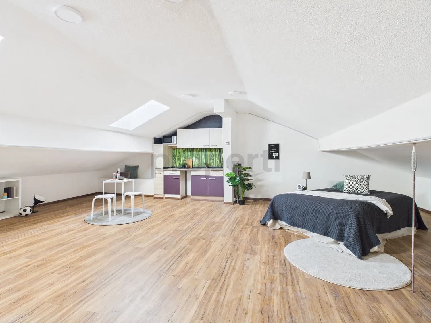 Charmante 4.5-Zimmer-Wohnung in historischem Gebäude in Steg VS