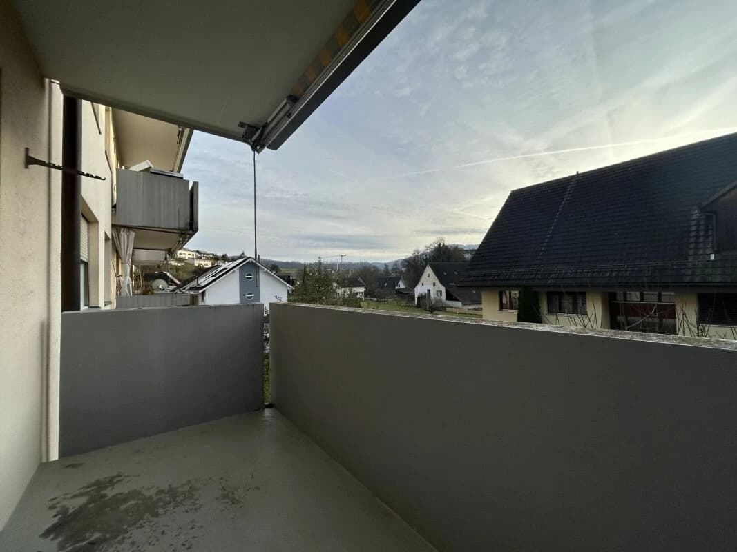 Ueken / 3.5 Zimmer Wohnung 1. OG rechts