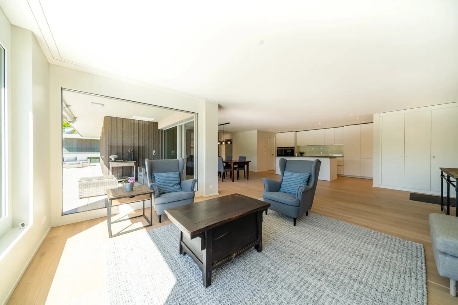 Stilvoll & entspannt leben mit Aussicht