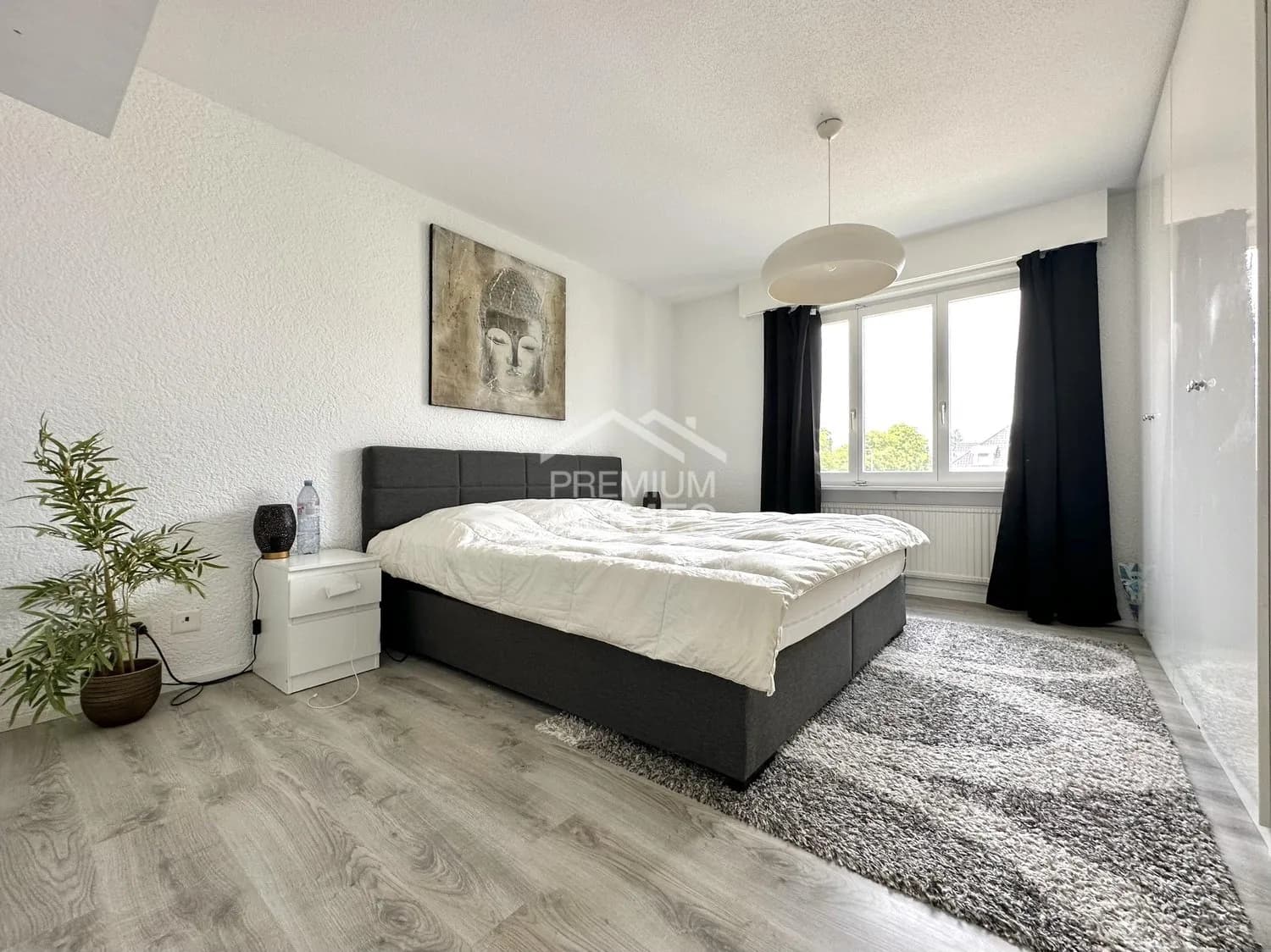 Einziehen und wohlfühlen: Helle Wohnung mit offenem Wohnkonzept