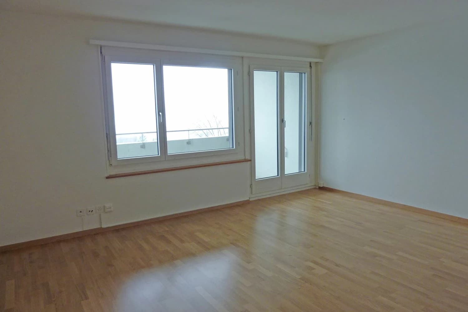 Traumaussicht über die ganze Stadt Zürich bis zum See