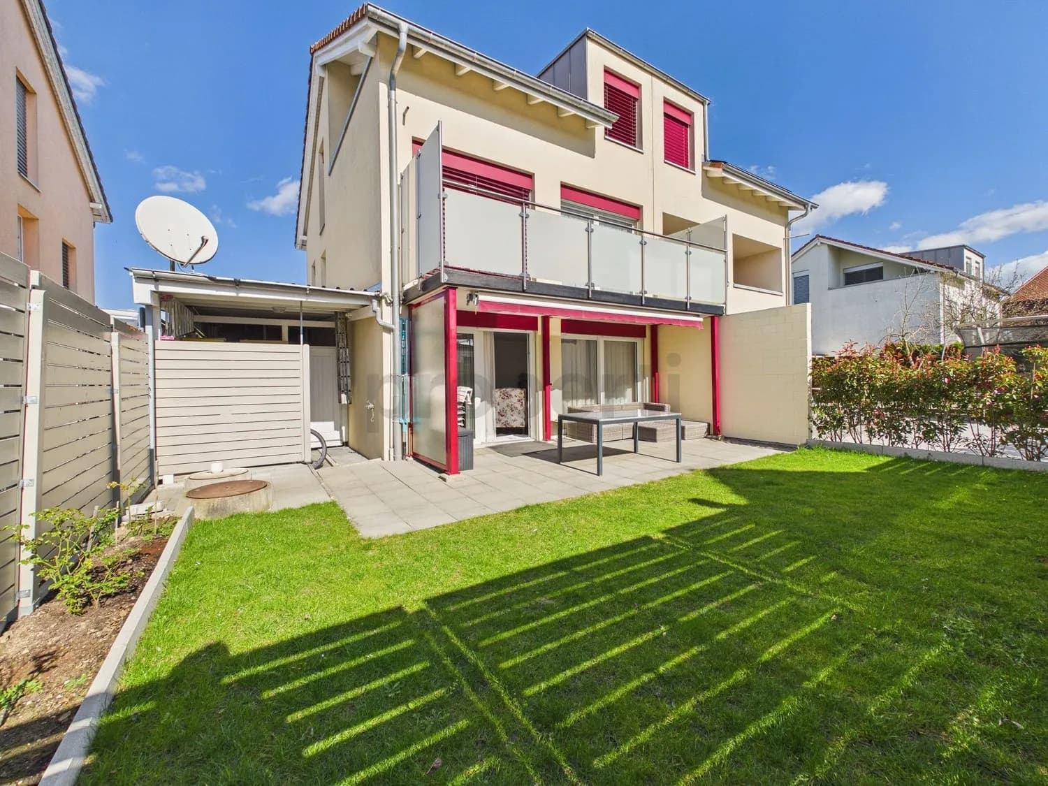 Charmantes 6.5-Zimmer-Einfamilienhaus mit Garten in Oftringen