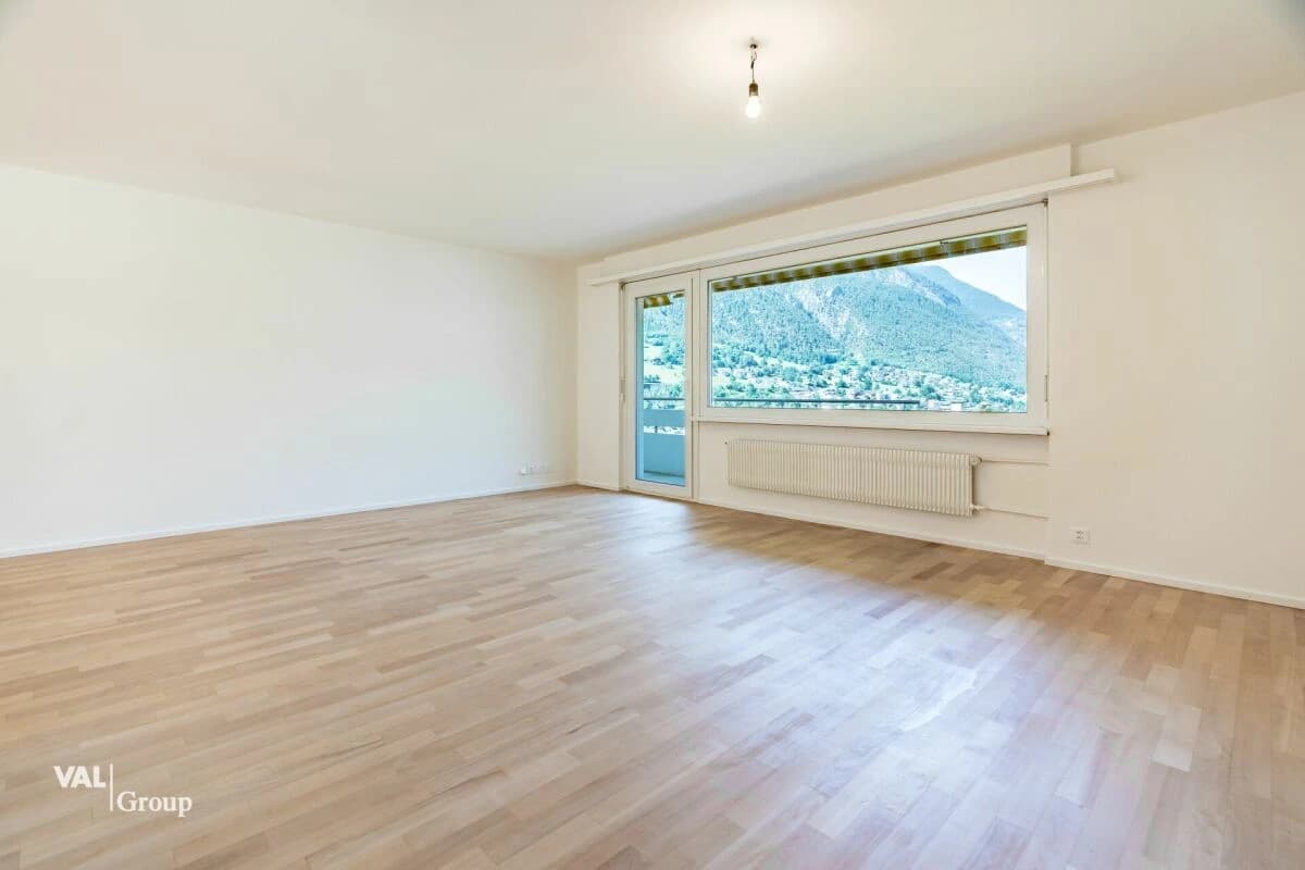 Lichtdurchflutete Wohnung mit Talsicht in familienfreundlichem Quartier