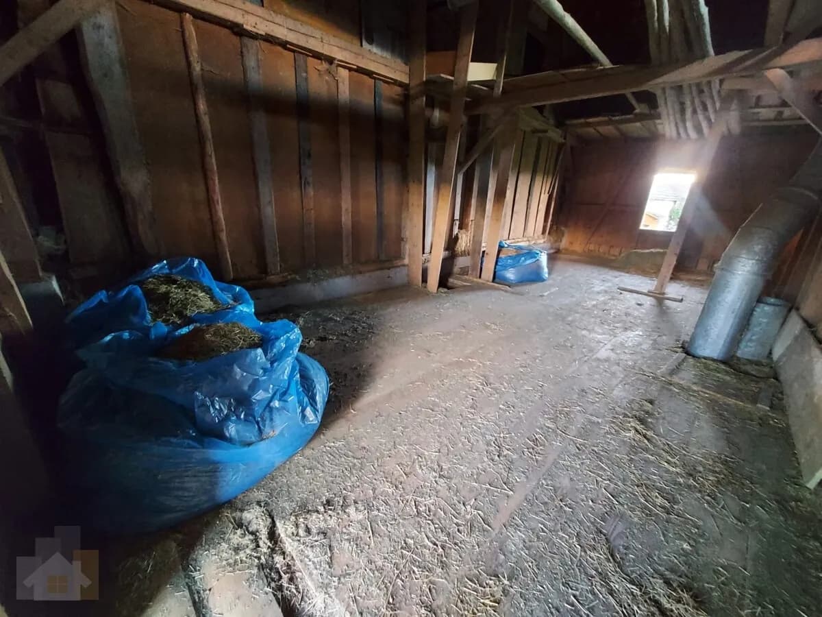 Selbstversorger Stall mit Auslauf für zwei Pferde zusammen