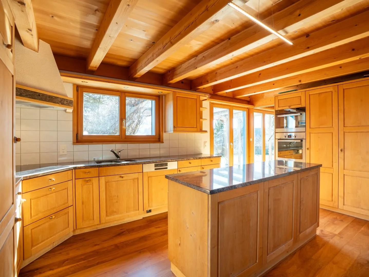 Sonniges Wohnparadies mit grossem Naturgarten