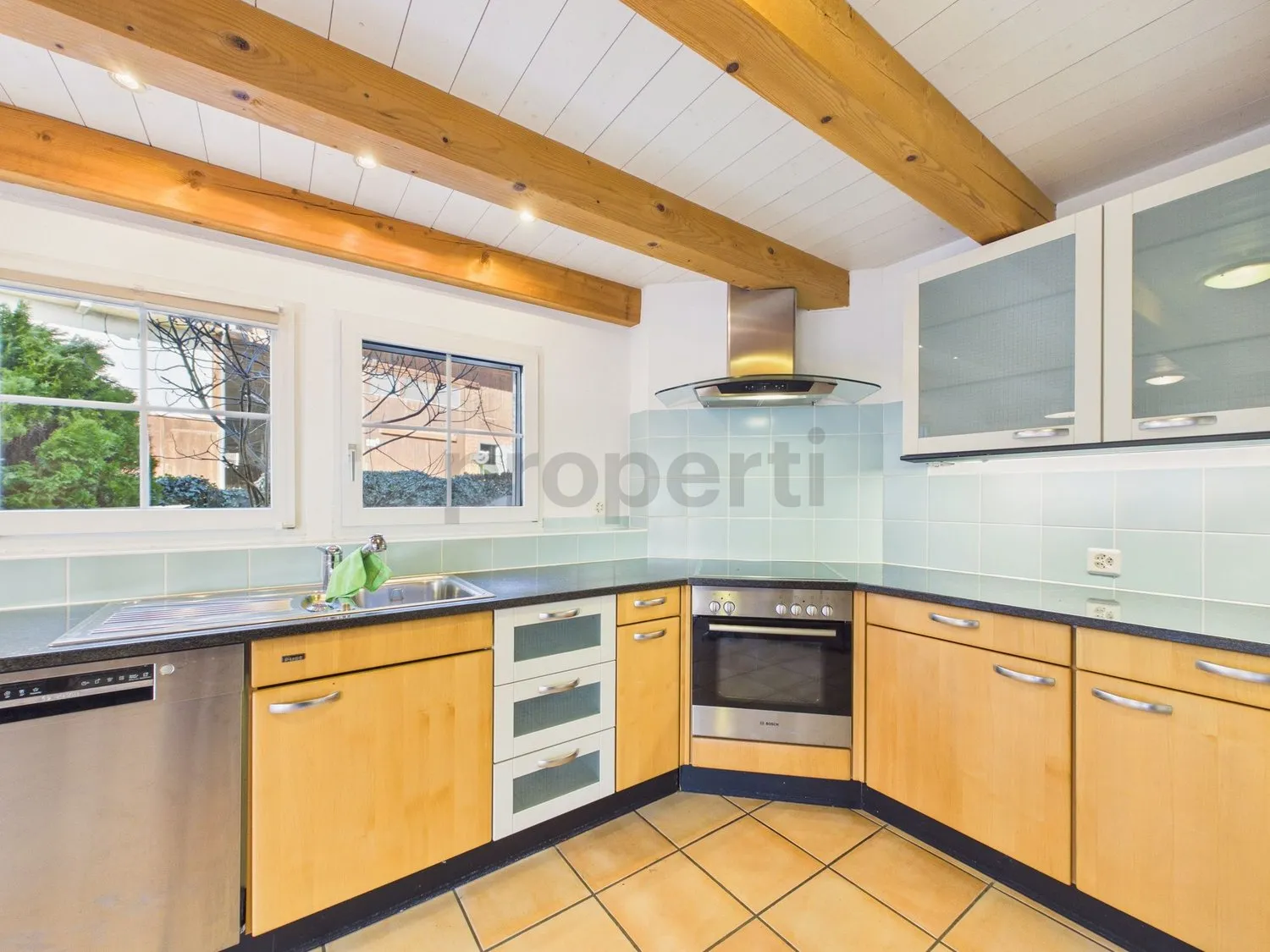 Charmantes 6.5-Zimmer-Reihenhaus mit praktischem Keller, Dussnang