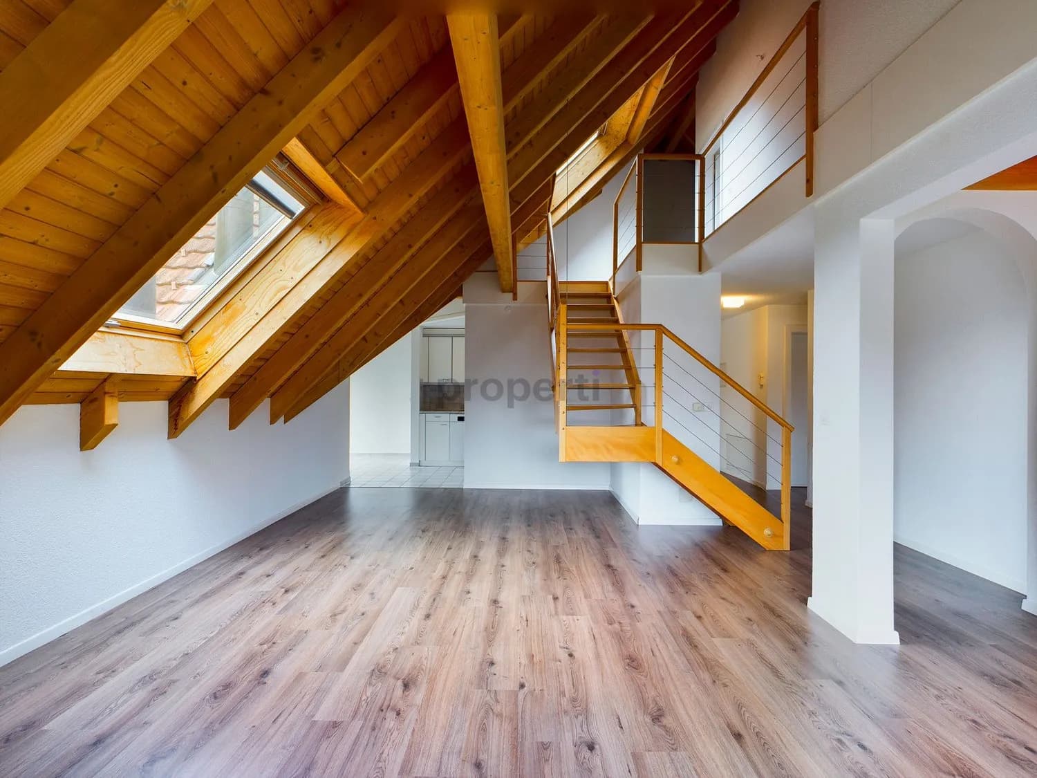 GROSSZÜGIG UND CHARMANT