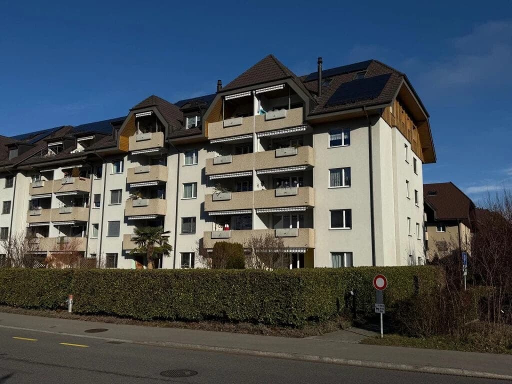 Grosszügige 5.5-Zimmer-Wohnung mit 3 Balkonen in Thun