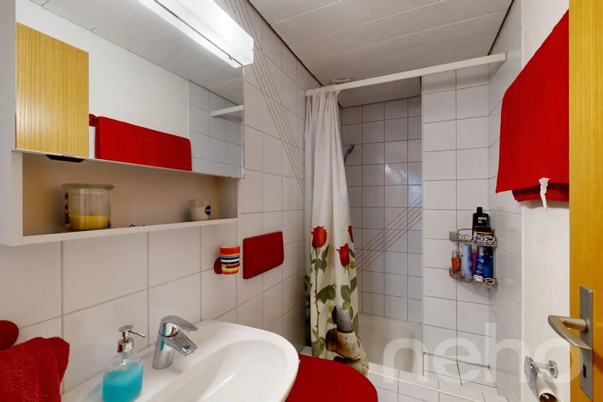 Charmantes Zweifamilienhaus mit Potenzial in Kappelen