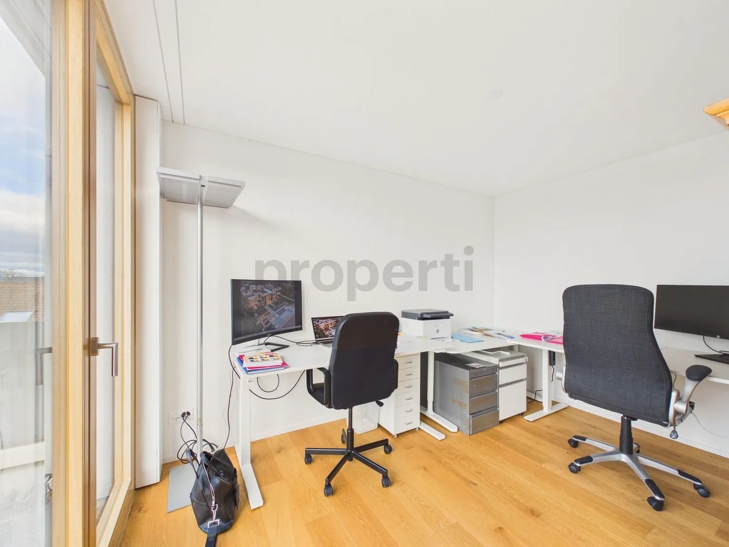 Exklusive 5.5-Zimmer-Attikawohnung mit grosszügiger Terrasse in Künten