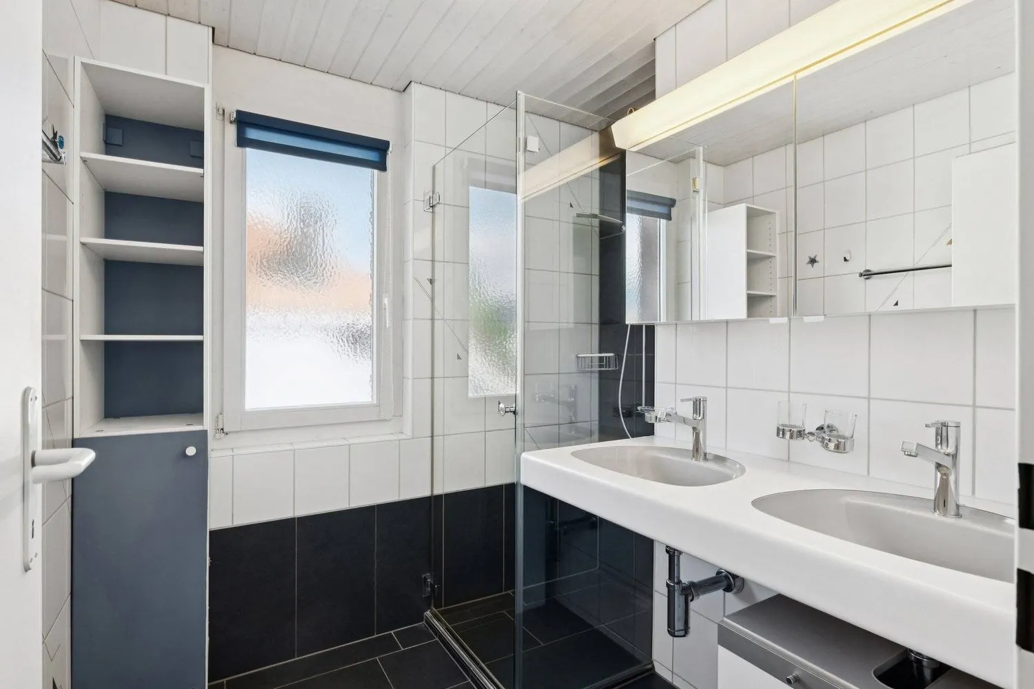 WOHNEN MIT STIL AUF ZWEI ETAGEN