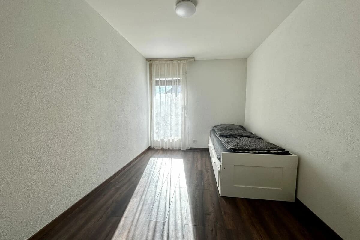 6.5-Zimmer Eck-Einfamilienhaus in Seenähe