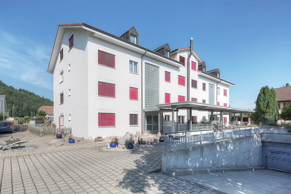 Dachwohnung mit viel Charme!