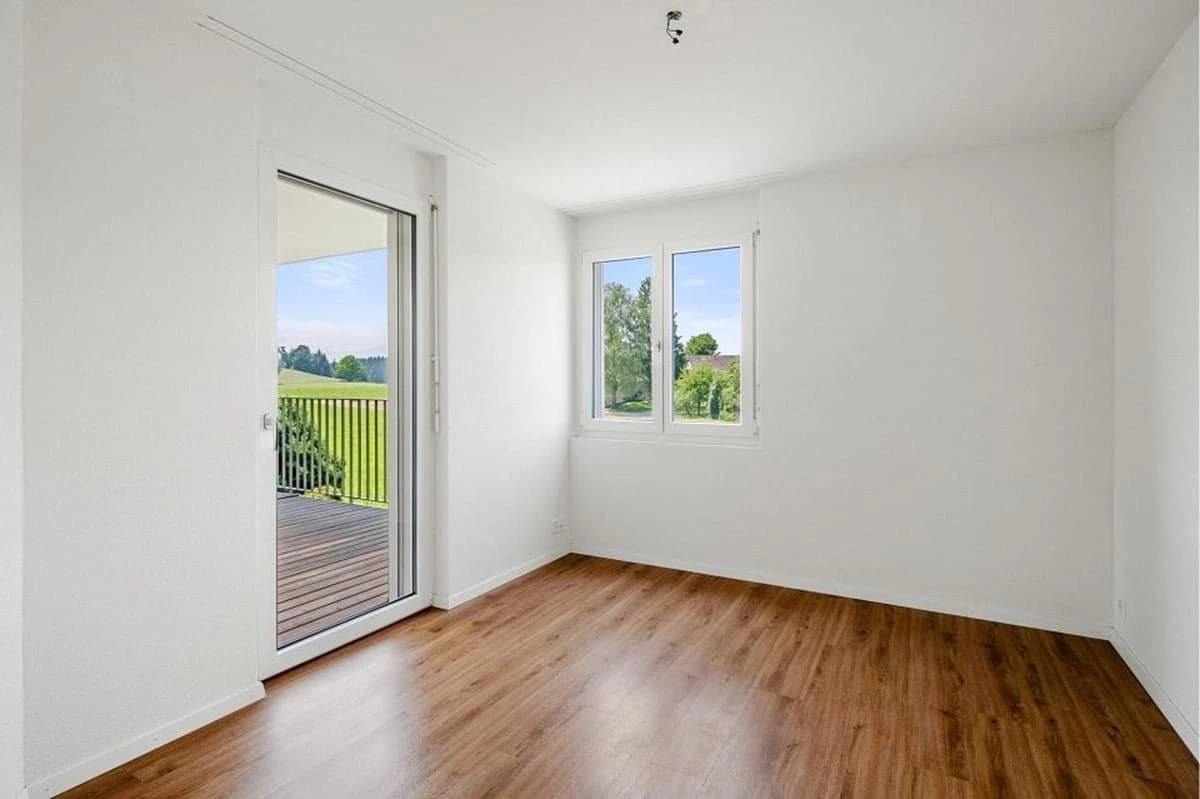 Neuwertige 3,5 Zimmerwohnung in Mettmenstetten (Weiler Rossau)