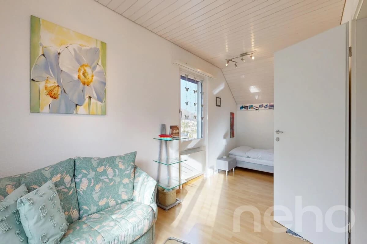 Freistehendes Einfamilienhaus in Hanglage in Rudolfstetten