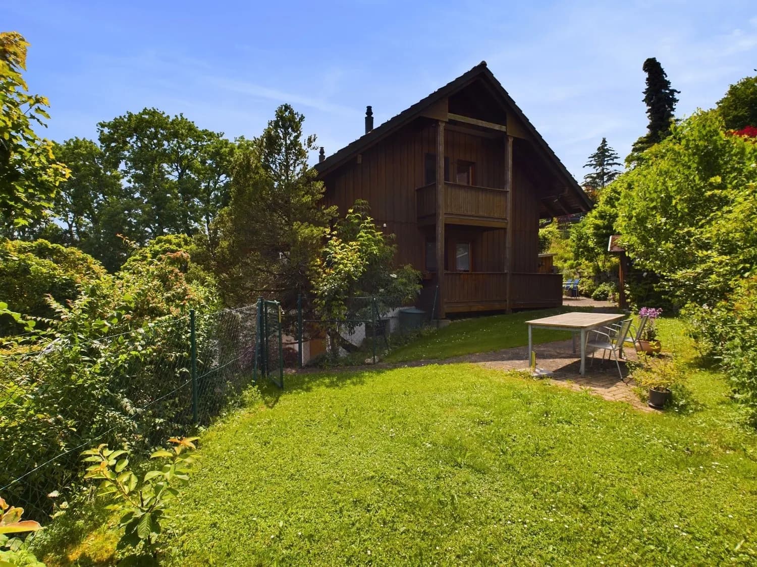 Modernes 4.5-Zimmer-Reihenhaus mit Garten in Niederbipp