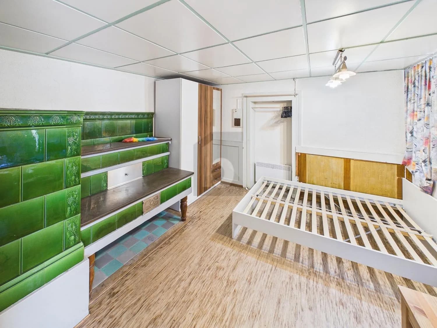 VIEL PLATZ - MIT SCHEUNE UND GROSSEM GARTEN!