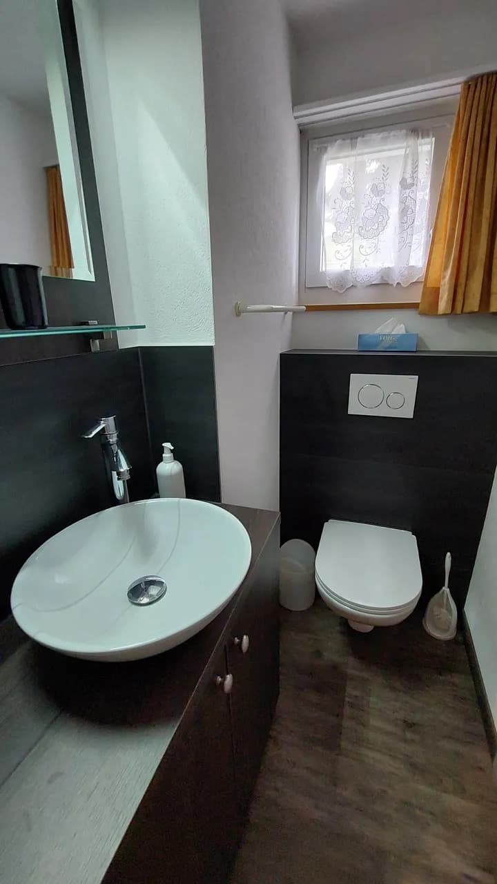 Attraktive 5.5 Zimmer Ferienwohnung mit Einfamilienhaus-Charakter