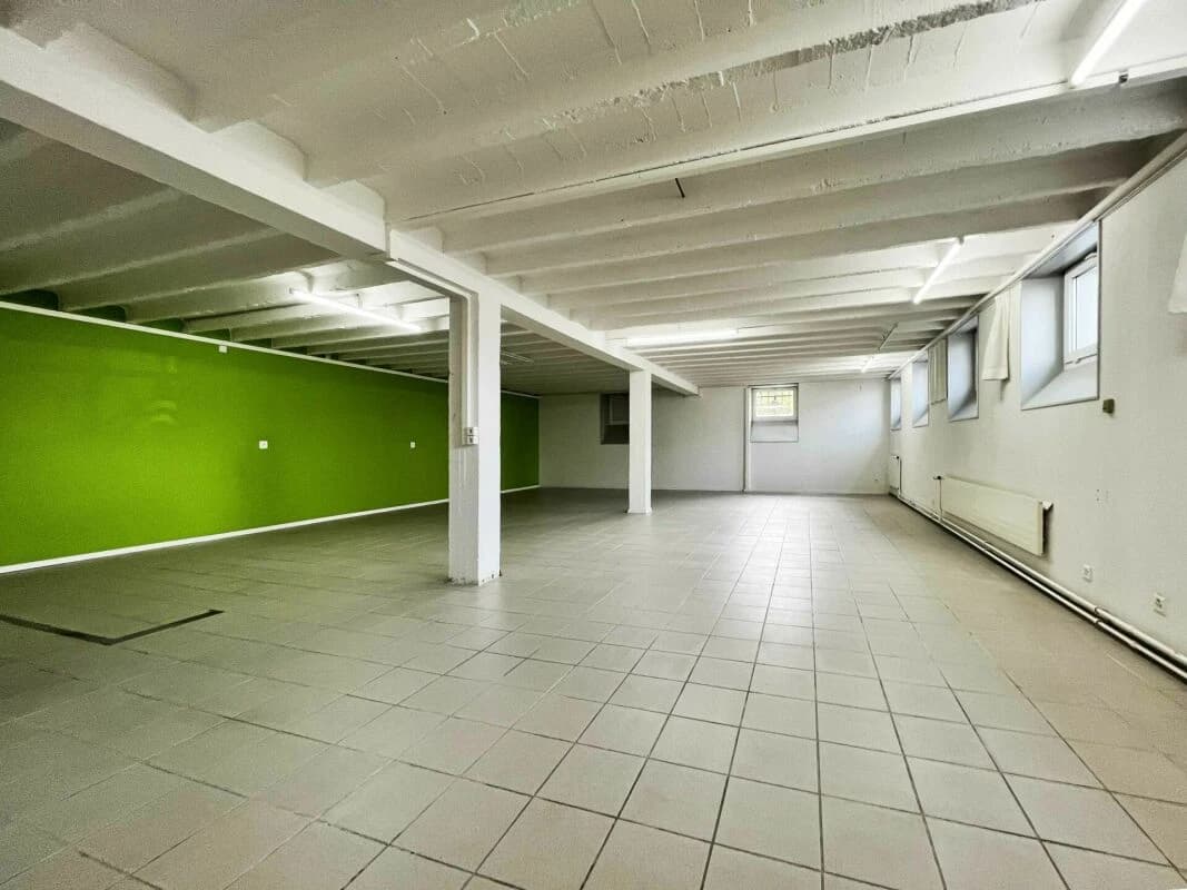 im Tiefparterre, Lokal für verschiedenste Nutzungen