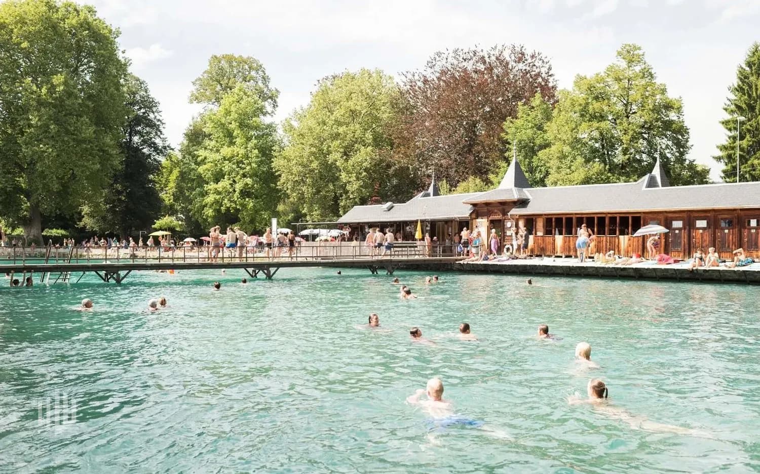 ImmoWyss -  Ehemalige Direktorenvilla Zur Schützenlinde an der Aare