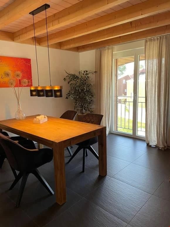 Modern 5.5-Zimmer-Apartment mit Balkon, Cordast