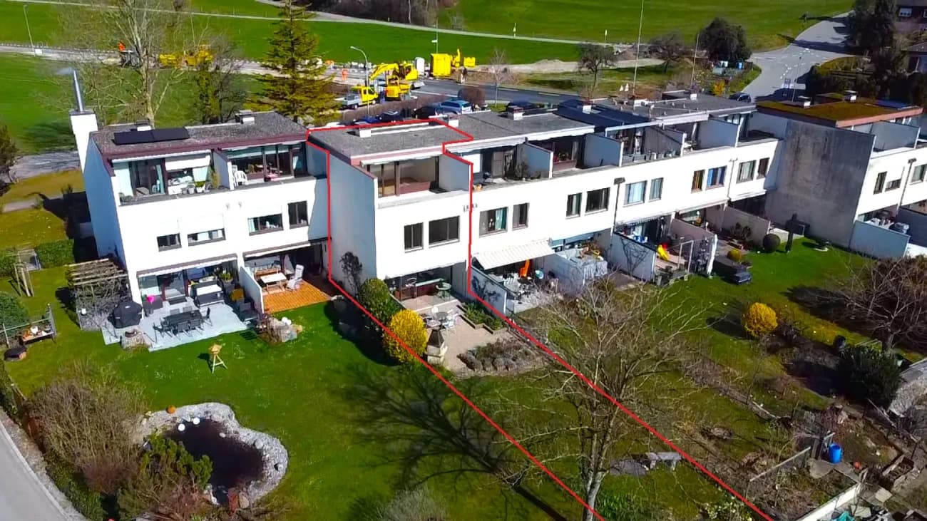 MIT SONNIGEM GARTEN - TERRASSE UND ALPENSICHT!