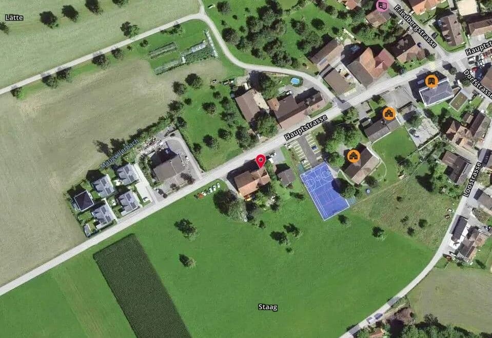 *Wohnhaus Scheune mit Garten*