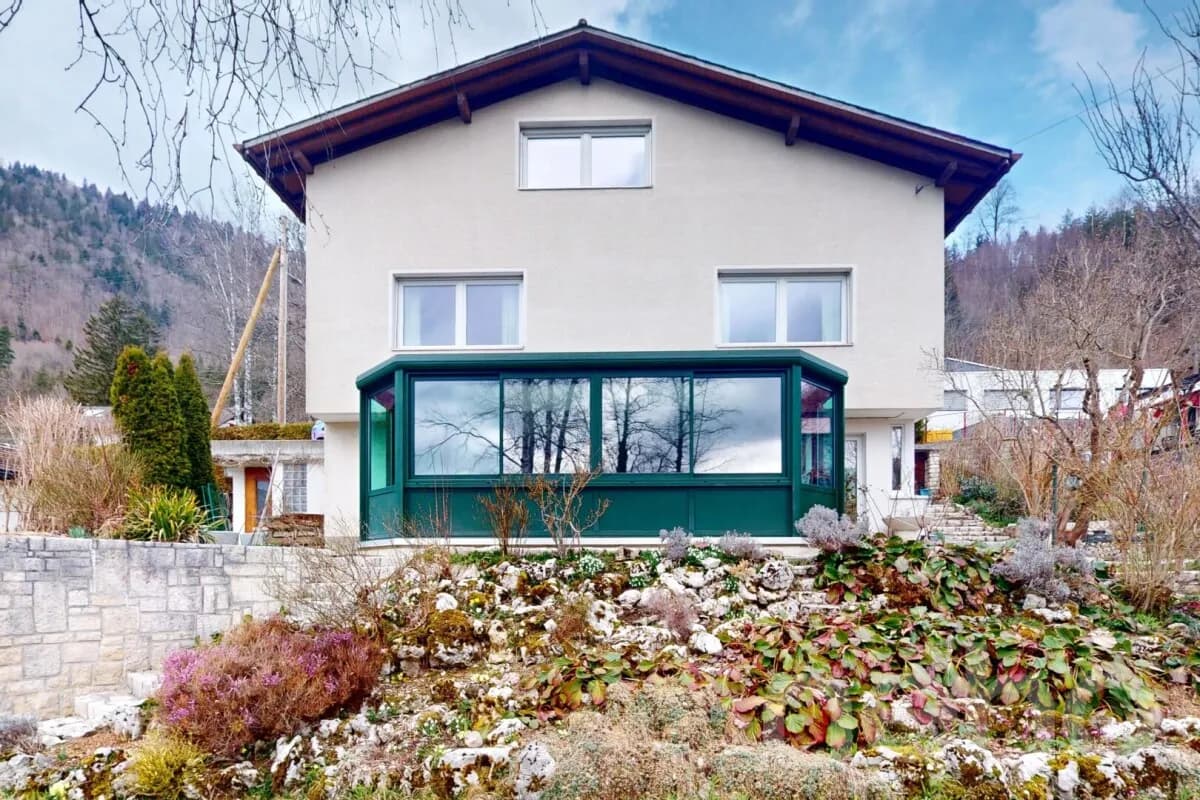 Superbe maison individuelle avec vaste jardin et vue dégagée
